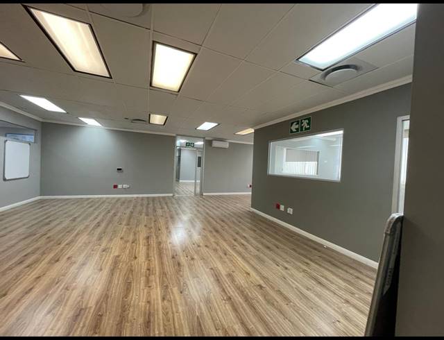 300M² OFFICE TO LET IN RIVONIA